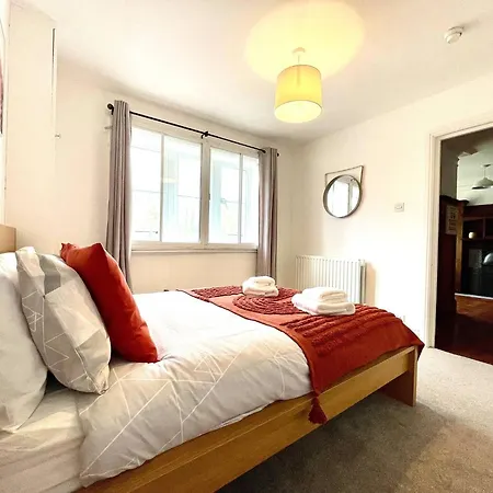 דירה Charming 3-bed Coastal Retreat סיסקייל